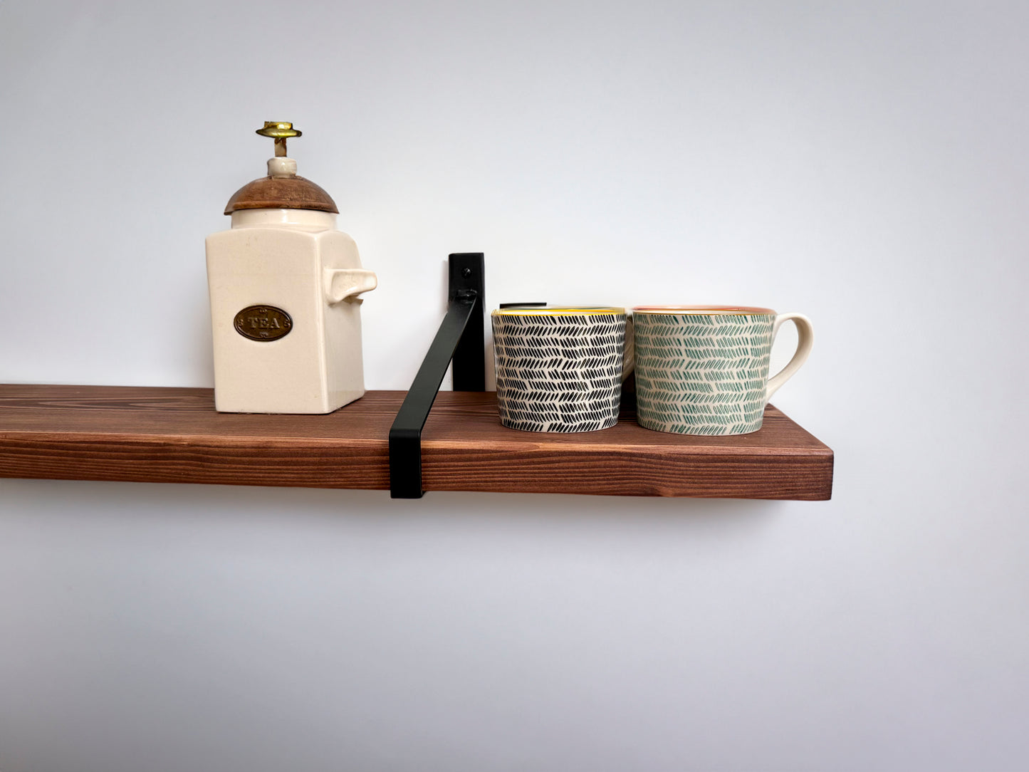 Briwax coloured shelf with suspense style bracket