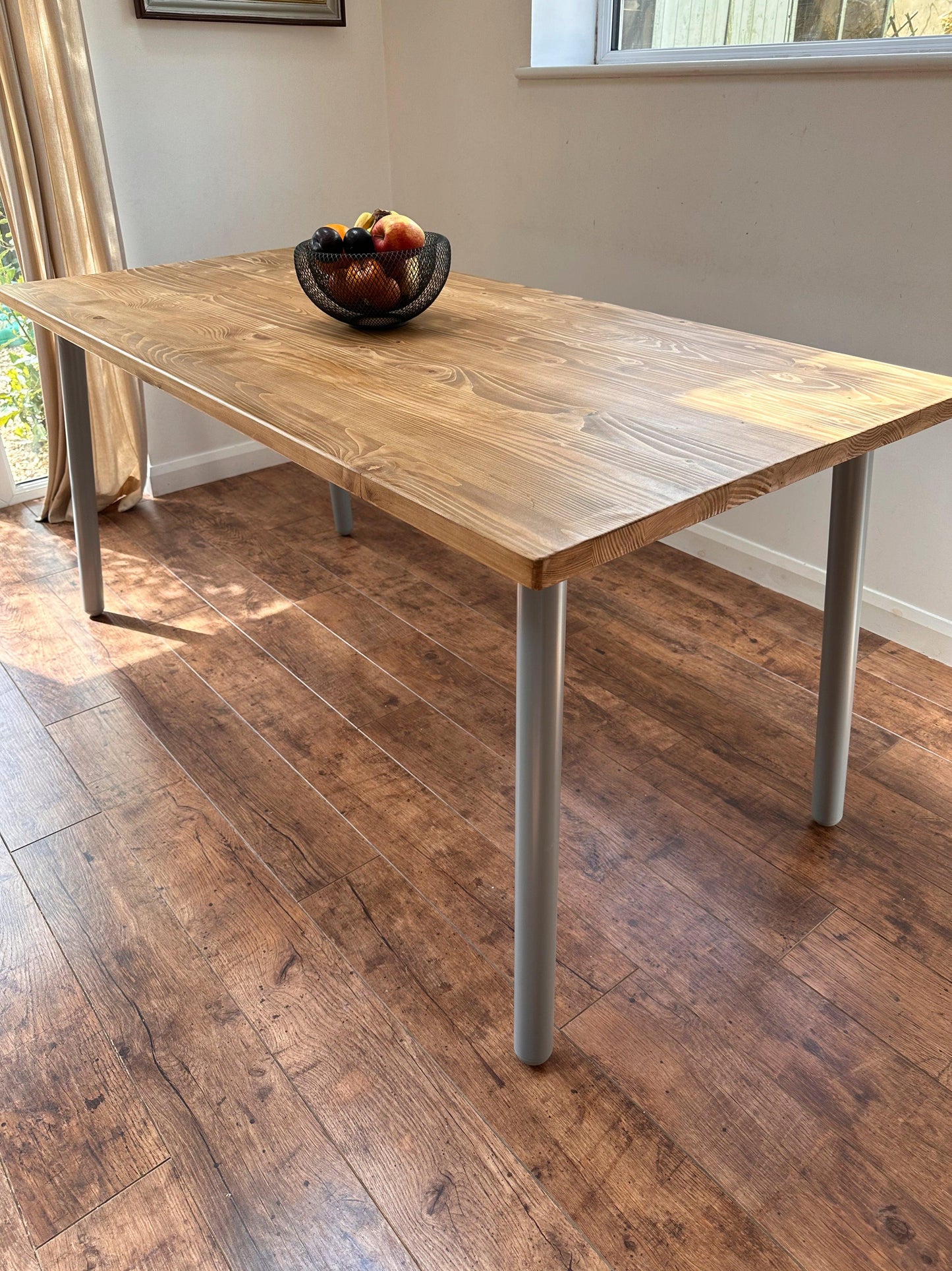 Dining Table with Round Legs - adrian-4cf6